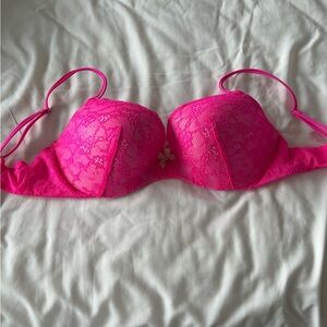 Victoria’s Secret BRA size 34D with push-up